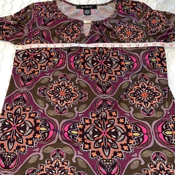 89th & Madison Women’s small top - Picture 4 of 5